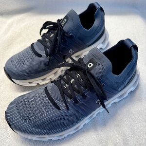 On Cloud Cloudswift 3 Women’s Running Shoes Size 9